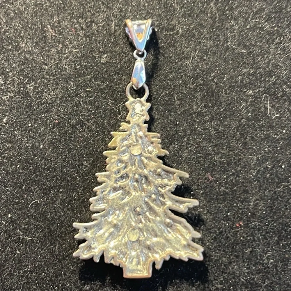 Vintage Large Silver Tone Gorgeous Shining Bedazzled Christmas Tree Pendant. MA - Picture 3 of 4